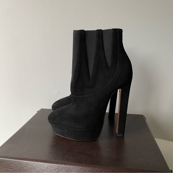 Alaia Suede Platform Boots Size 37 BNIB - Picture 2 of 15